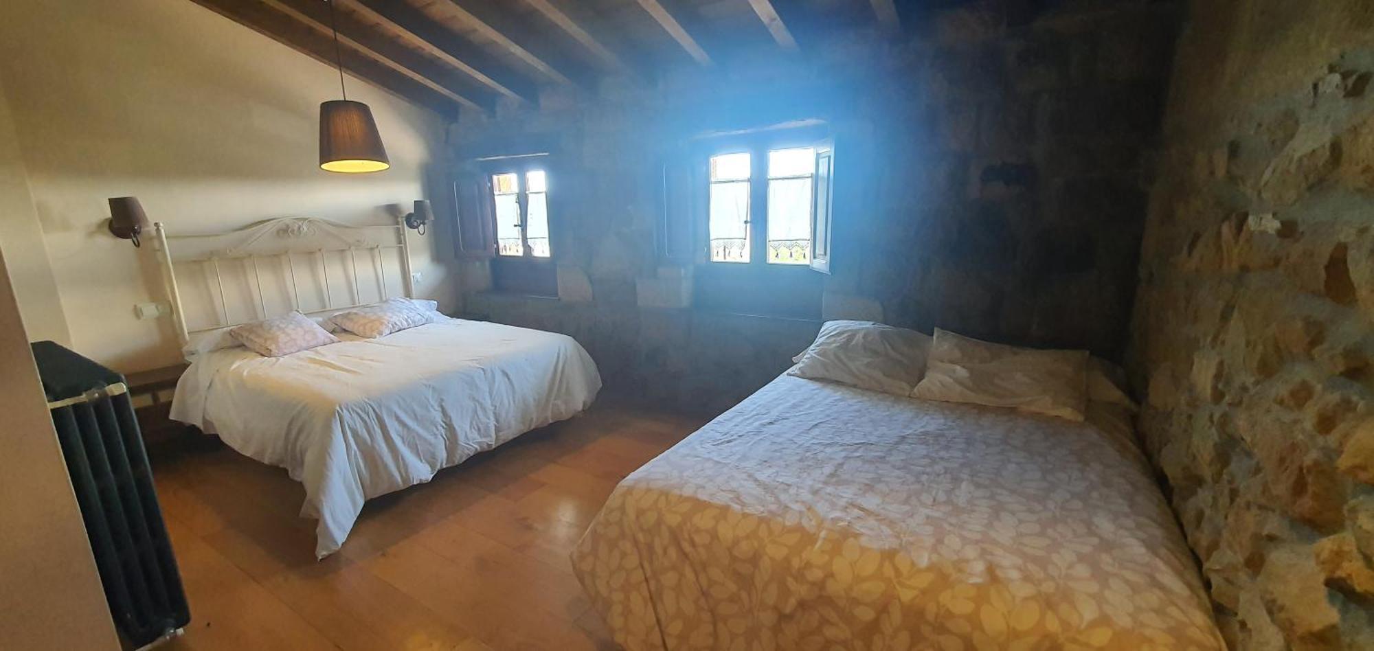 Fuente De Gueelo Pensionat San Bartolomé de Meruelo Exteriör bild