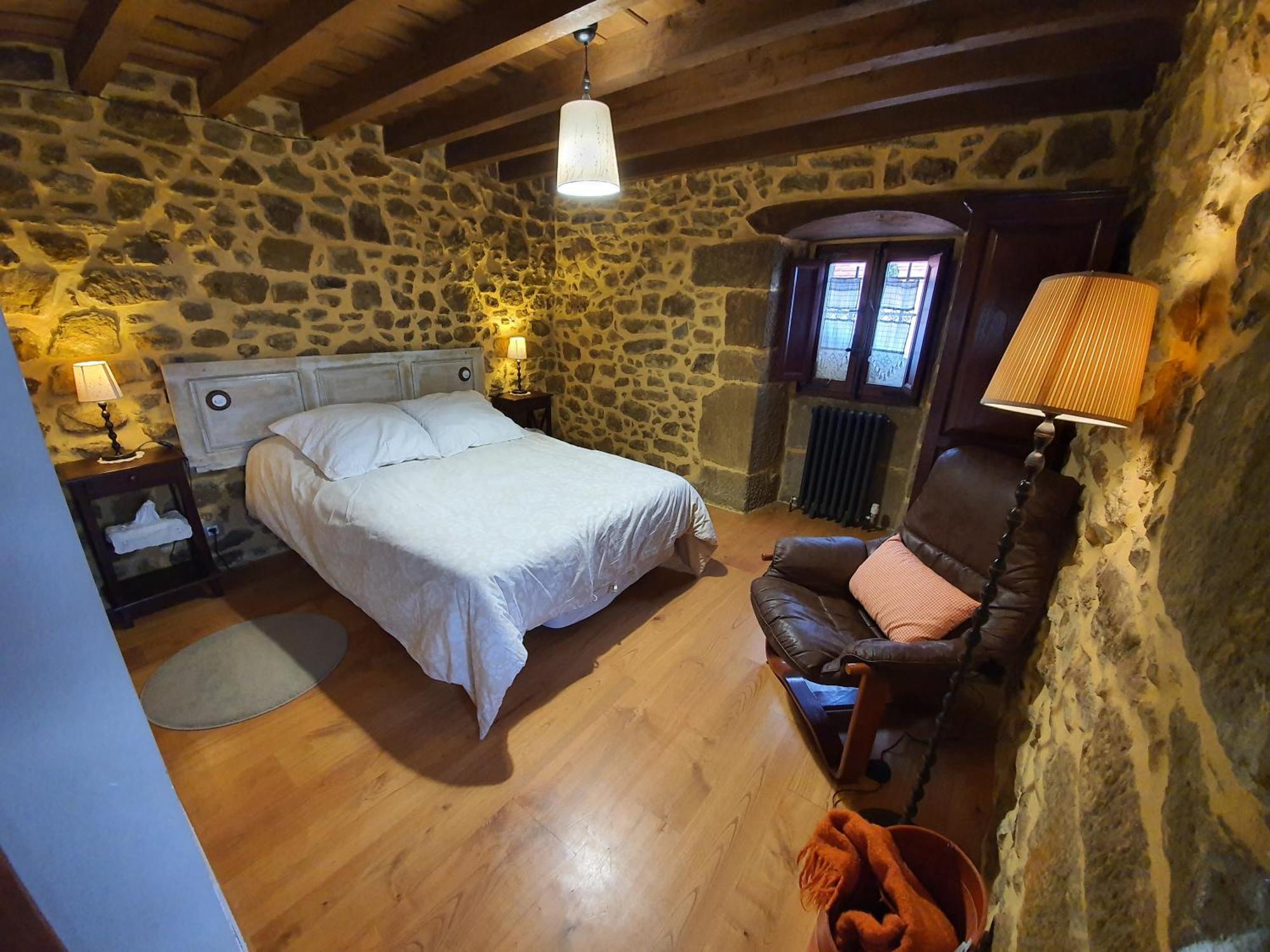 Fuente De Gueelo Pensionat San Bartolomé de Meruelo Exteriör bild