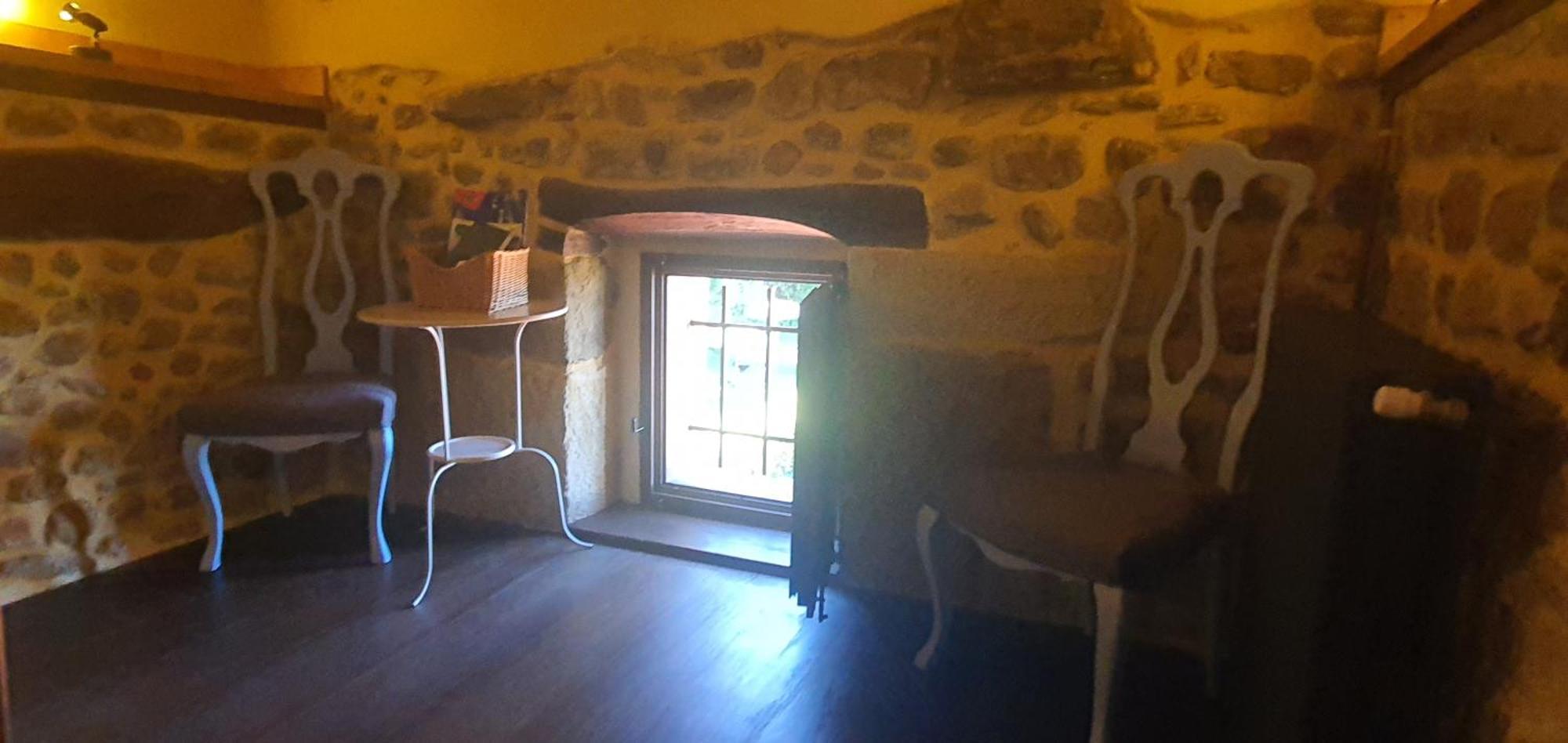 Fuente De Gueelo Pensionat San Bartolomé de Meruelo Exteriör bild