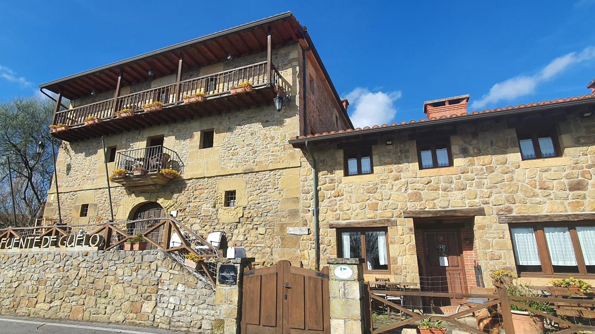 Fuente De Gueelo Pensionat San Bartolomé de Meruelo Exteriör bild