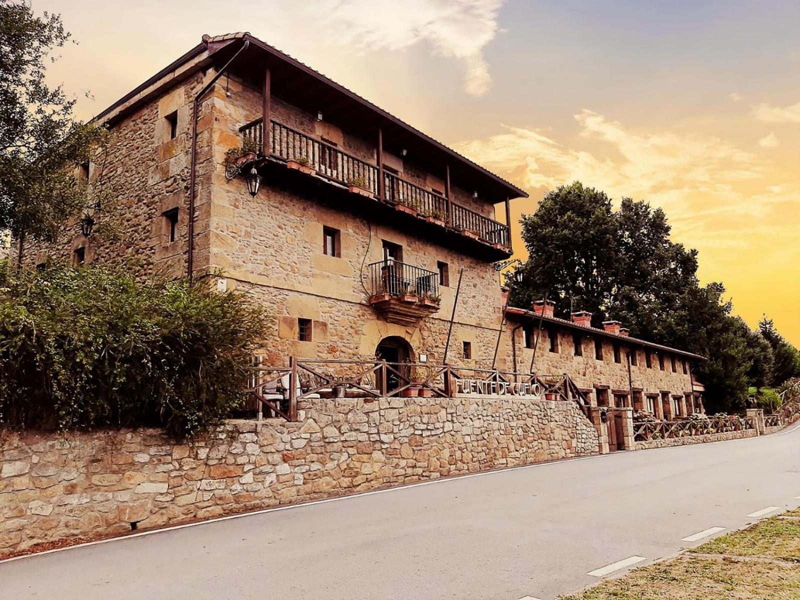 Fuente De Gueelo Pensionat San Bartolomé de Meruelo Exteriör bild
